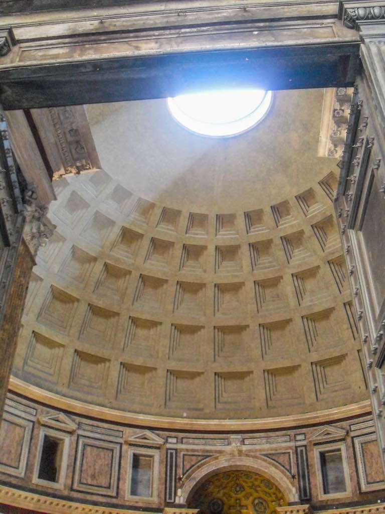 visit pantheon rome italy guided walking cultural tours agency
